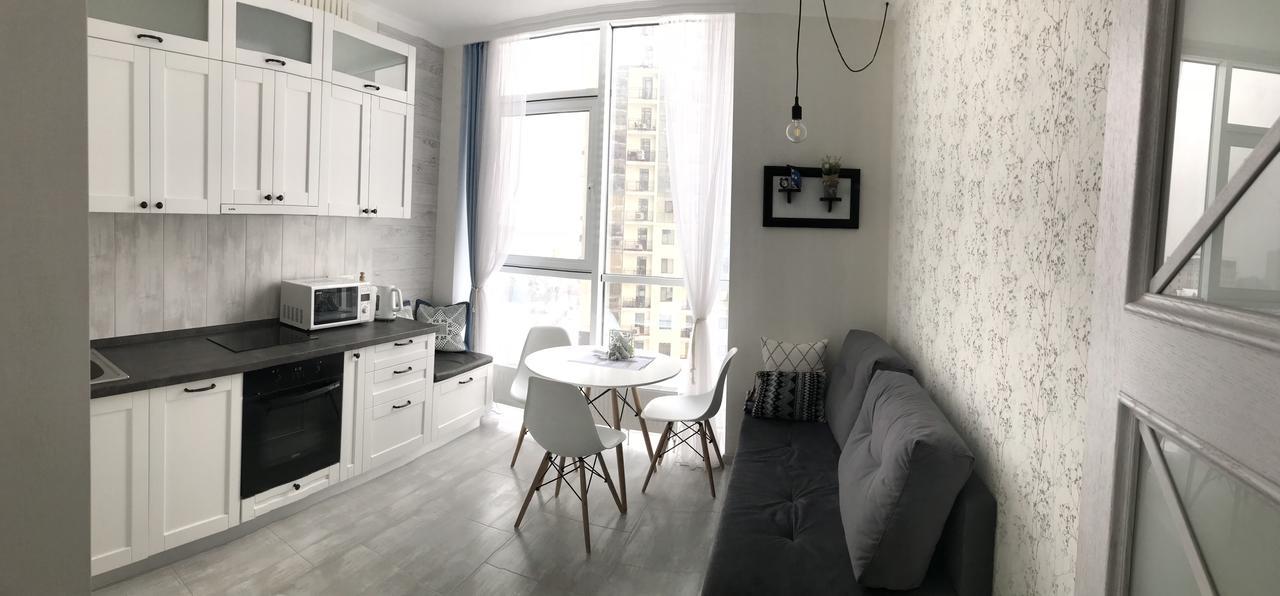 Bright Apartment In Arkadia โอเดสซา ภายนอก รูปภาพ